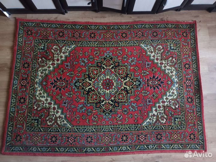 Ковер шерстяной