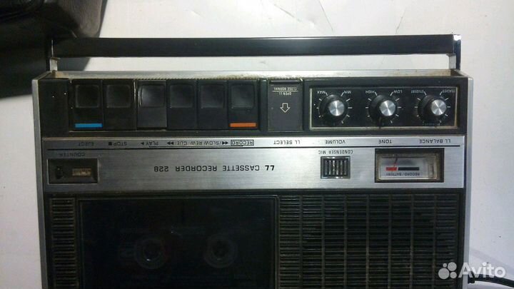 National Panasonic rq-228s