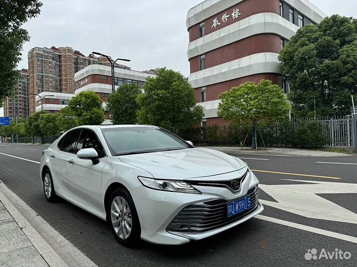 Toyota Camry 2.0 AT, 2019, 45 000 км