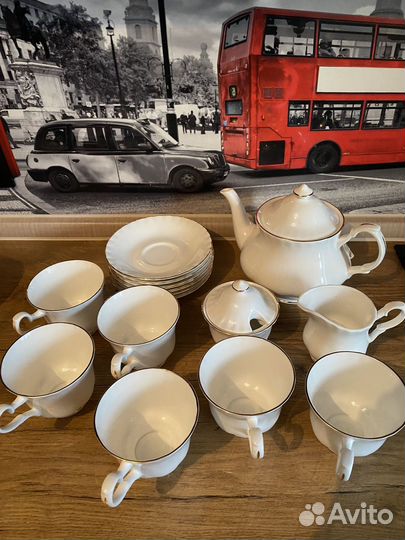 Фарфоровый чайный сервиз Roy Kirkham
