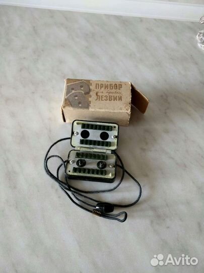 Прибор для заточки лезвий СССР