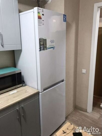 Приличные б/у холодильники