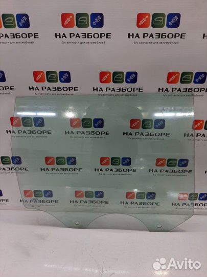 Стекло двери заднее правое Porsche Cayenne