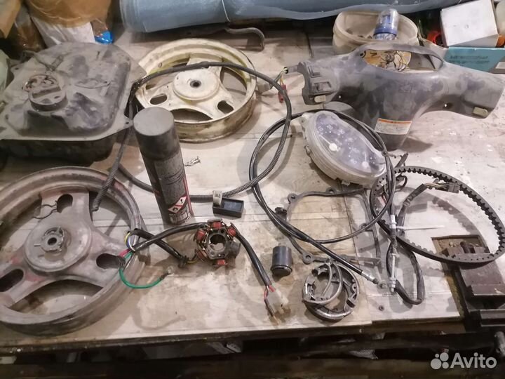 Запчасти honda дио 27