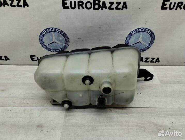 Расширительный бачок Mercedes W220