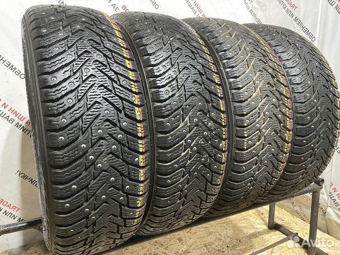 Nokian Tyres Hakkapeliitta 8 205/55 R16 90M