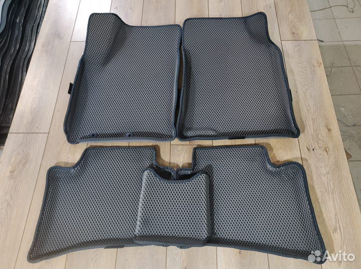Эва ковры 3Д с бортиками Motor