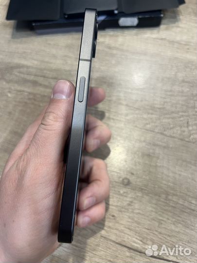 Nothing Phone 1, 8/256 ГБ