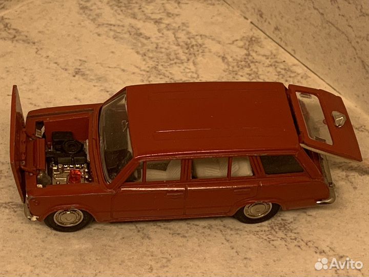 Модели СССР 1:43 21213 гаи, 2121 А20, 2102, 2101