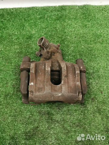 Суппорт тормозной задний левый Ford Focus 2 1.6