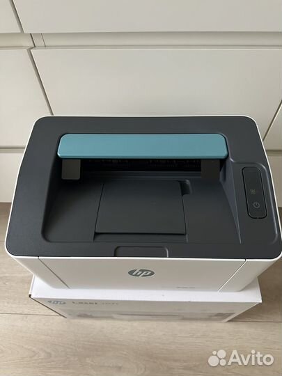 Новый картридж HP и принтер HP Laser 107r