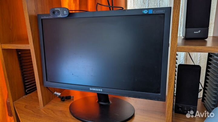 Монитор Samsung syncmaster e1920