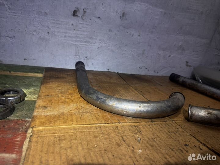 Колена выхлопных труб от мотоцикла ковровец