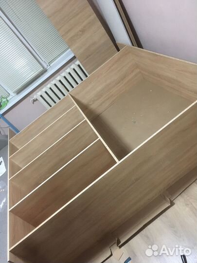 Сборка мебели, Сборщик мебели