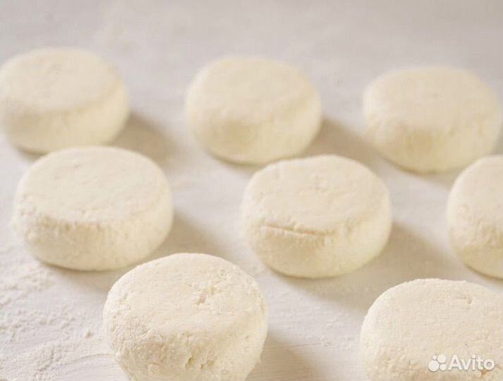 Сырники, творог, каймак