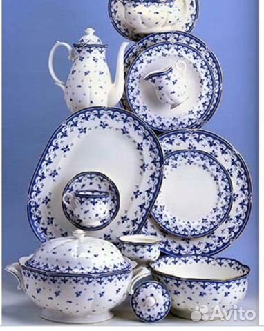 Столовый сервиз на 12 персон, 