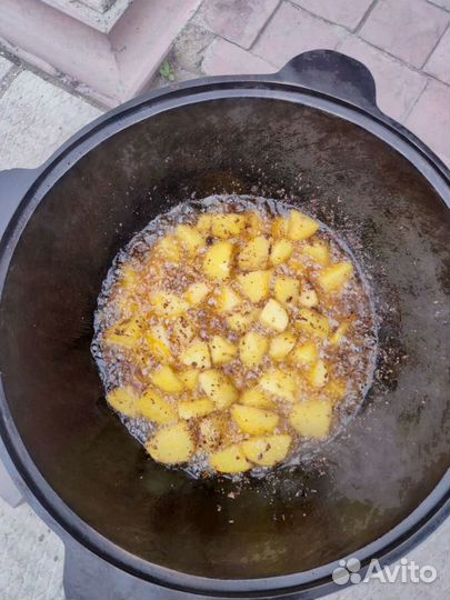 Казан чугунный