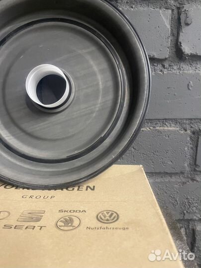 Сальник крышка DSG6 DQ250 Audi: TTS