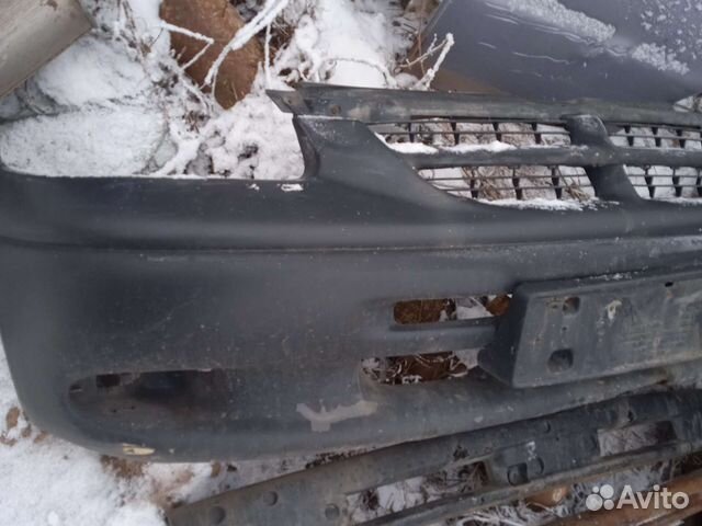 Крайслер вояджер Додж караван 1997г бампер