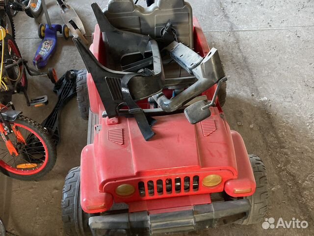 Детский автомобиль на аккумуляторе