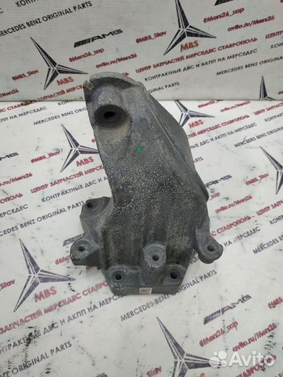 Лапа двигателя om651 w212 w204 Mercedes