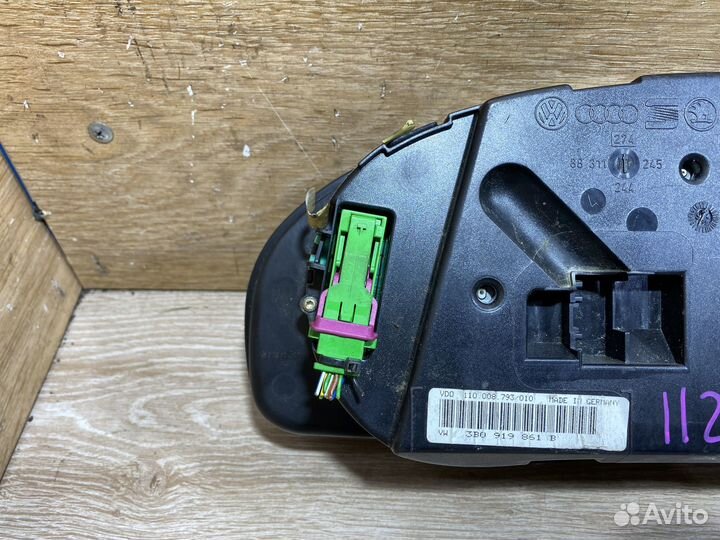 Панель приборов VW Passat B5 бензин 1121106