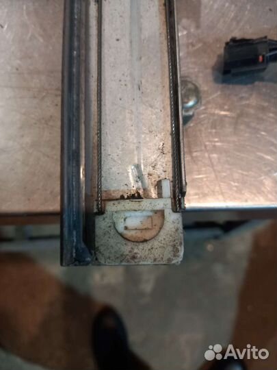 Передние стеклоподъемники Kia Rio 1