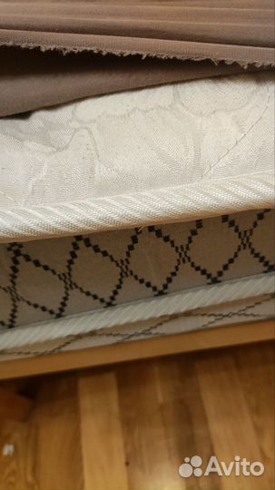 Кровать двухспальная с матрасом бу 200 на 200