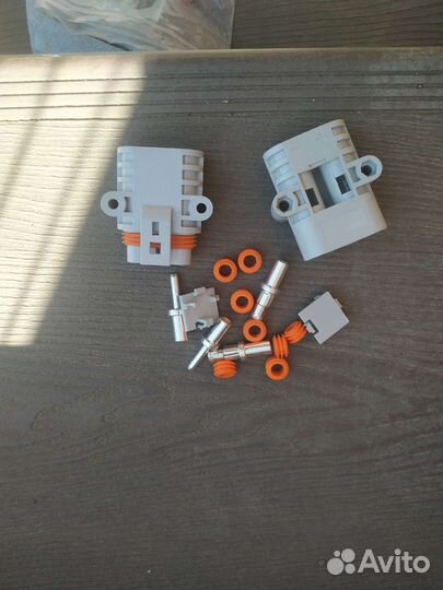 Разъем влагозащищённый 50А, 12/24В