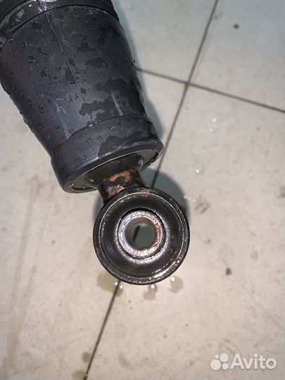 Амортизатор KIA rio задний