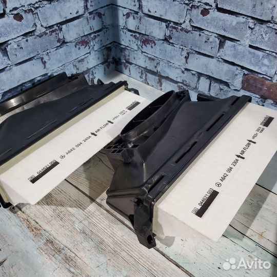 Фильтр воздушный Mercedes W213 W204 ориг