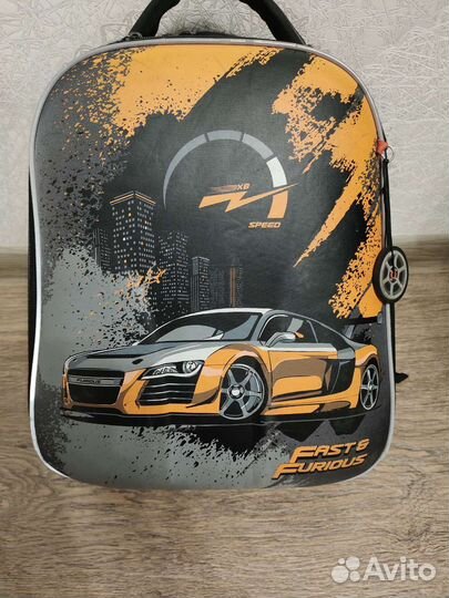 Школьный рюкзак