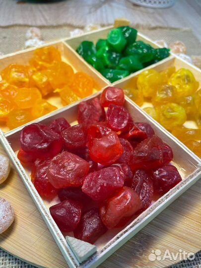 Орехи, сухофрукты и специи