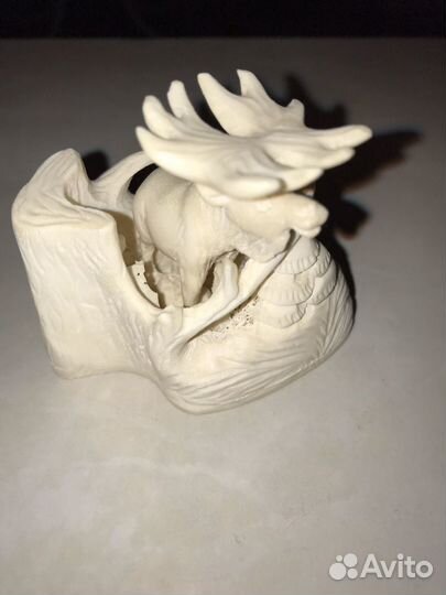 Скульптура «Лось в чаще»