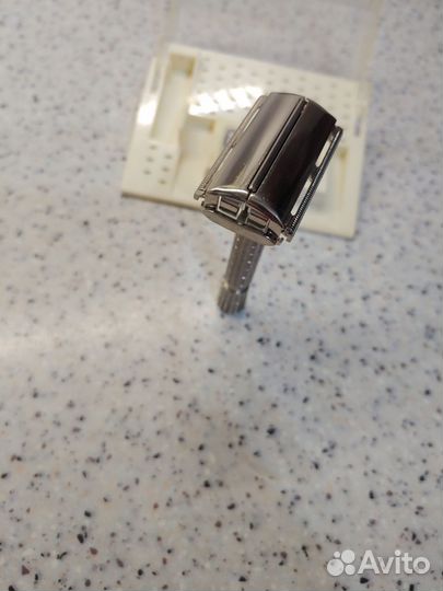 Бритвенный станок gillette