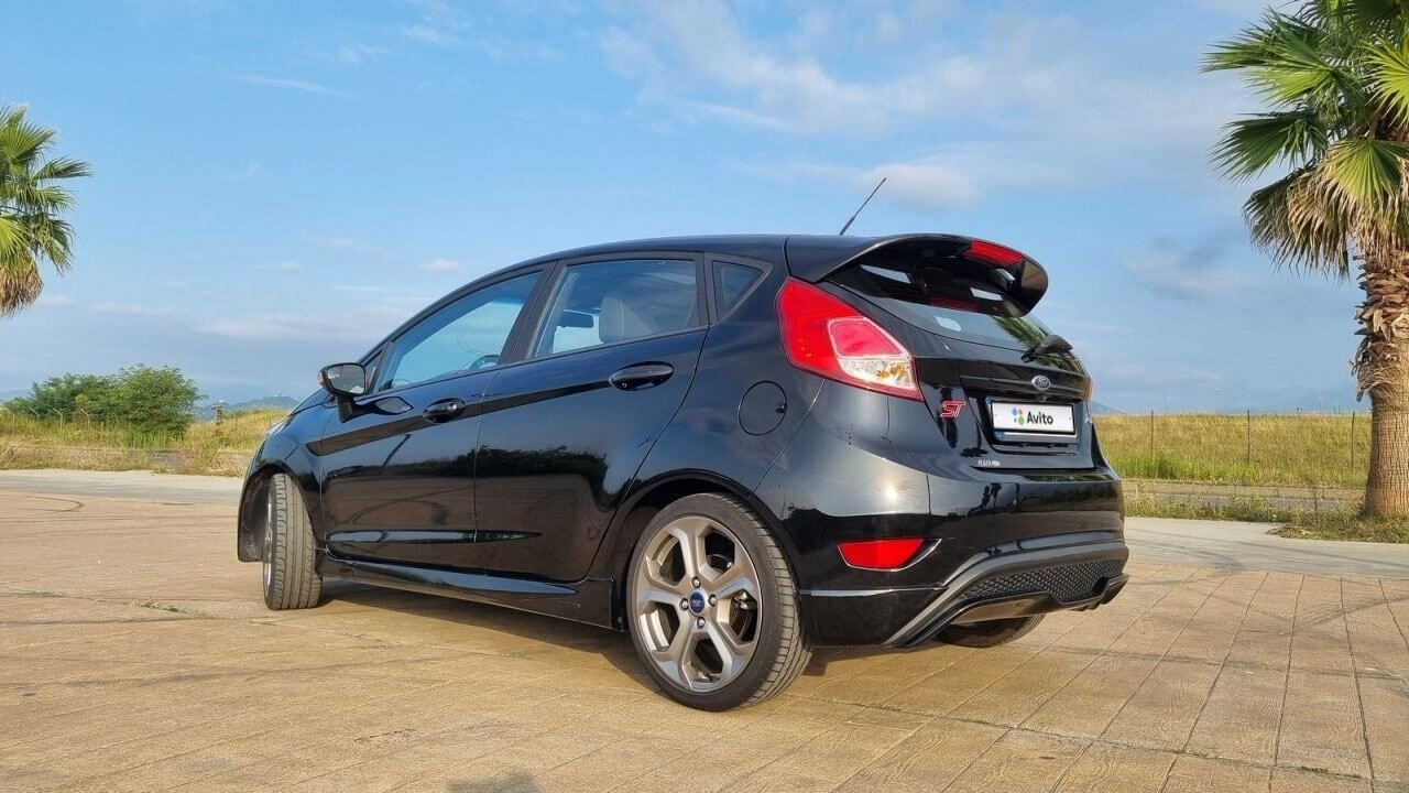 Ford Fiesta ST: фото из отзыва