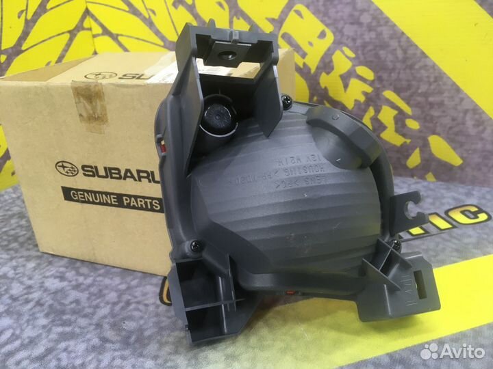 Фонарь задний левый бампер Субару Легаси Legacy