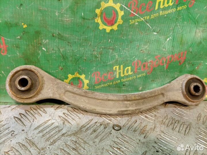 Рычаг задний верхний правый Chrysler Pacifica