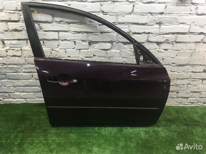 Дверь передняя правая Mazda 3 бк Хетчбэк
