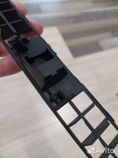 Решетка обдува лобового стекла Bora Jetta 4 Golf 4