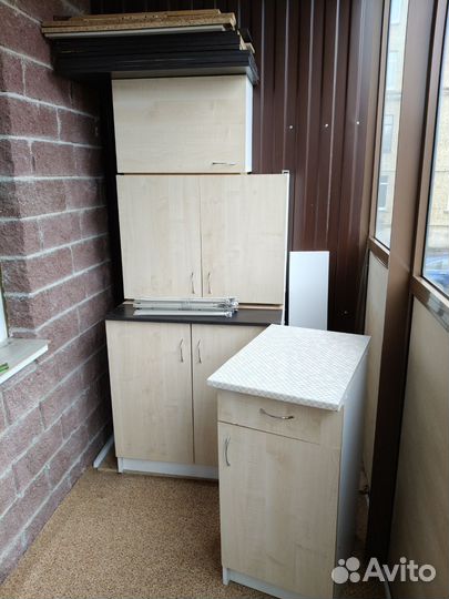 Комоды и тумбы отдам