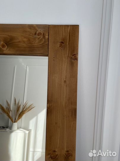 Зеркало напольное из натурально массива