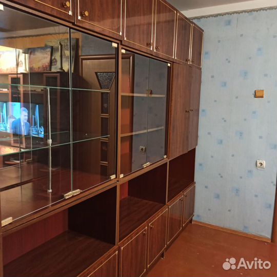 Продам стенку 