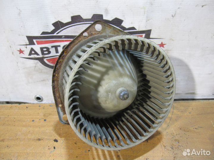 Печка мотор радиатор в сборе Mazda 626 GE Мазда