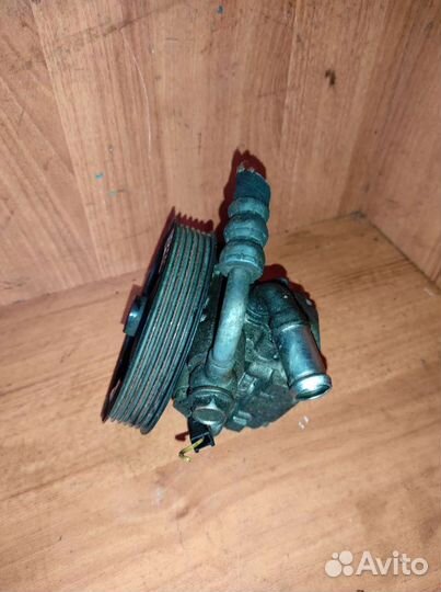 Насос гидроусилителя руля Мазда 3 1,6 бензин