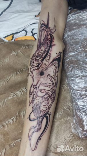 Мастер татуировок