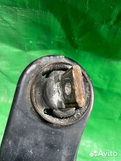 Ступица задняя левая Mitsubishi Outlander GF8W