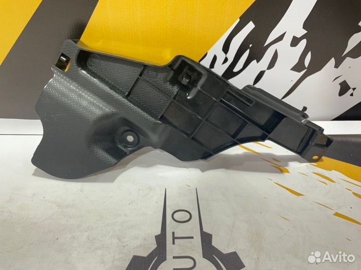 Кронштейн заднего бампера левый Lexus Rx450H 3.5 Л