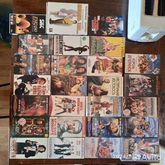 Видеокассеты с фильмами