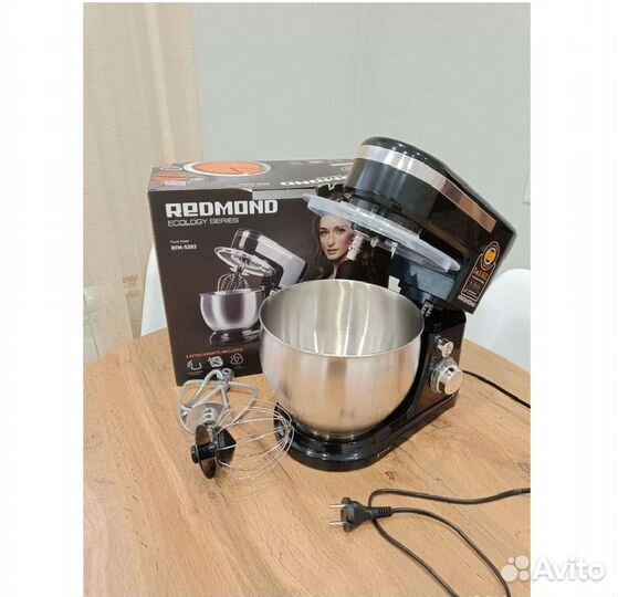 Новый Миксер Redmond RFM-5393
